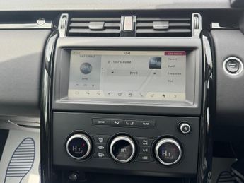 Land Rover Discovery 3.0 SD V6 Anniversary Edition SUV 5dr Diesel Auto 4WD Euro 6 (s/