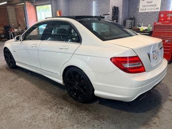 Mercedes-Benz C Class 2.1 C250 CDI BlueEfficiency Sport G-Tronic+ Euro 5 (s/s)