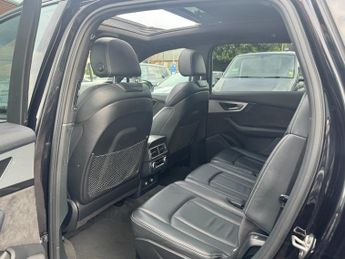 Audi Q7 3.0 TDI V6 Black Edition SUV 5dr Diesel Tiptronic quattro Euro 6