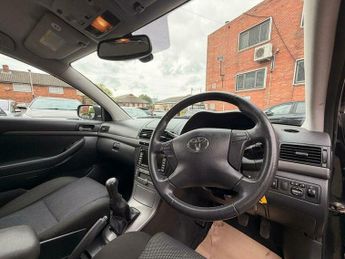 Toyota Avensis 1.8 VVT-i TR 4dr