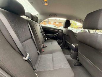 Toyota Avensis 1.8 VVT-i TR 4dr