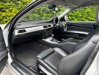 BMW 3 SERIES 325d SE