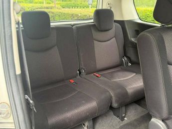 Nissan Serena hybrid