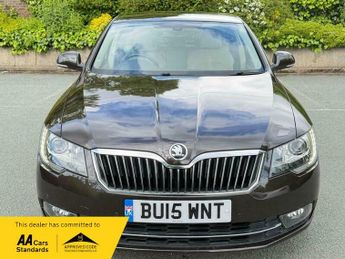 Skoda Superb 2.0 TDI Laurin & Klement DSG 4WD Euro 5 (s/s) 5dr