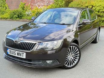 Skoda Superb 2.0 TDI Laurin & Klement DSG 4WD Euro 5 (s/s) 5dr