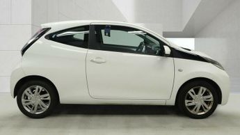 Toyota AYGO VVT-I X-PRESSION