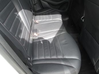 Mercedes GL Class GLC 220 D 4MATIC AMG LINE PREMIUM