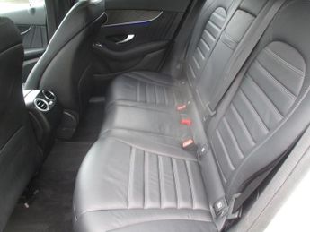 Mercedes GL Class GLC 220 D 4MATIC AMG LINE PREMIUM