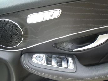 Mercedes GL Class GLC 220 D 4MATIC AMG LINE PREMIUM