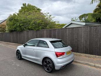 Audi A1 TFSI S LINE