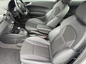 Audi A1 TFSI S LINE