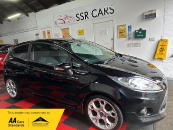 Ford Fiesta 1.6 Zetec S Hatchback 3dr Petrol Manual (134 g/km, 118 bhp)