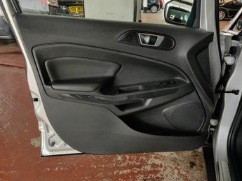 Ford ECOSPORT 1.0T EcoBoost Titanium SUV 5dr Petrol Manual 2WD Euro 5 (s/s) (1