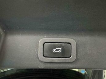 Jaguar F-Pace 3.0 F-PACE V6 S AWD D Auto 4WD 5dr
