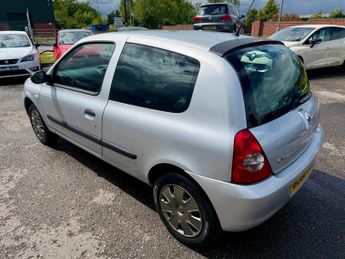 Renault Clio CAMPUS 8V