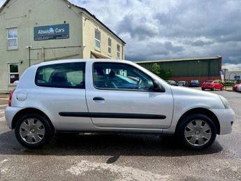 Renault Clio CAMPUS 8V