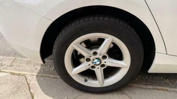 BMW 1 SERIES 118i SE