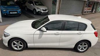BMW 1 SERIES 118i SE