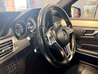 Mercedes-Benz E Class 2.1 E220 BlueTEC AMG Night Edition G-Tronic+ Euro 6 (s/s)