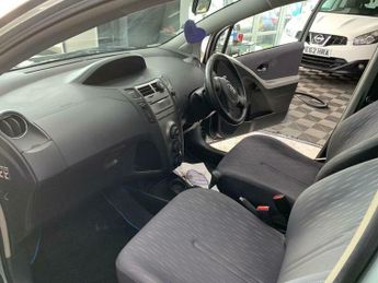 Toyota Yaris 1.33 Dual VVT-i TR MultiMode Euro 4 (s/s) 5dr