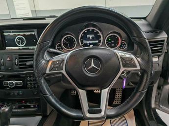 Mercedes-Benz E Class 3.0 E350 CDI V6 BlueEfficiency Sport Cabriolet G-Tronic Euro 5 2