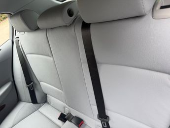 BMW 1 SERIES 2.0 118i SE Hatchback 5dr Petrol Steptronic Euro 4 (129 ps)