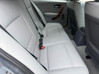 BMW 1 SERIES 2.0 118i SE Hatchback 5dr Petrol Steptronic Euro 4 (129 ps)