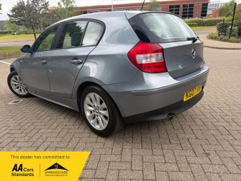 BMW 1 SERIES 2.0 118i SE Hatchback 5dr Petrol Steptronic Euro 4 (129 ps)