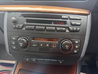 BMW 1 SERIES 2.0 118i SE Hatchback 5dr Petrol Steptronic Euro 4 (129 ps)