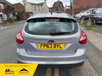 Ford Focus 1.6 Zetec Powershift Euro 5 5dr