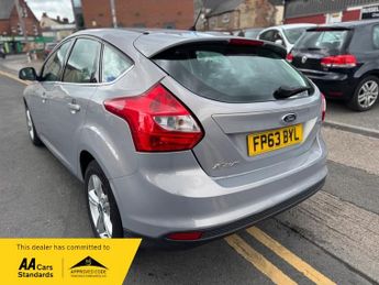 Ford Focus 1.6 Zetec Powershift Euro 5 5dr