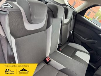 Ford Focus 1.6 Zetec Powershift Euro 5 5dr