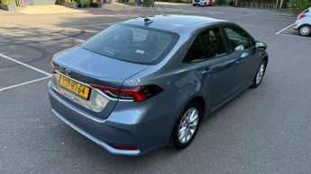 Toyota Corolla 1.8 VVT-h Icon Tech CVT Euro 6 (s/s) 4dr