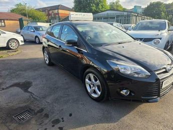 Ford Focus 1.6 Zetec Navigator Powershift Euro 5 5dr
