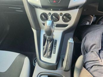 Ford Focus 1.6 Zetec Navigator Powershift Euro 5 5dr