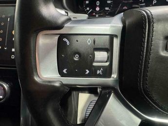 Land Rover Discovery 3.0 Discovery R-Dynamic HSE D MHEV Auto 4WD 5dr