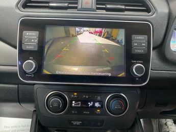 Nissan Leaf 39kWh Acenta Auto 5dr