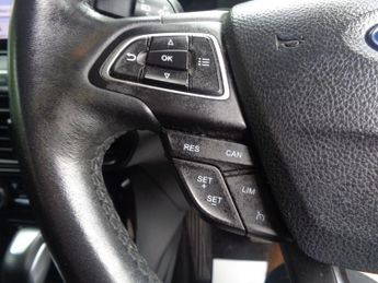 Ford ECOSPORT TITANIUM