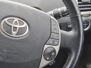 Toyota Prius VVT-I T SPIRIT