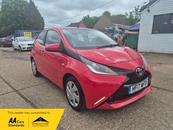 Toyota AYGO 1.0 VVT-i x-play Hatchback 5dr Petrol Manual Euro 6 (68 ps)