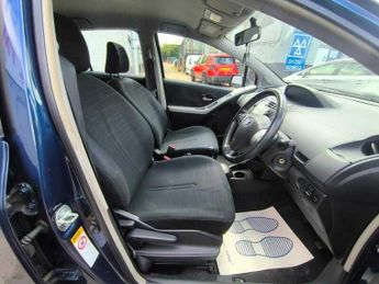 Toyota Yaris VVTI T3