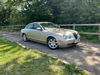 Jaguar S-Type V6 SE 2 FORMER KEEPERS JAGUAR SERVICE HISTORY NEW 1YR MOT ULEZ C