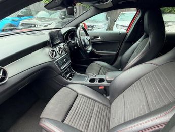 Mercedes GLA GLA 220 D 4MATIC AMG LINE PREMIUM