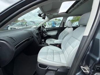Skoda Octavia ELEGANCE TDI DSG