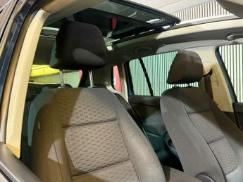 Volkswagen Tiguan 2.0 TDI Match DSG 4WD Euro 5 5dr