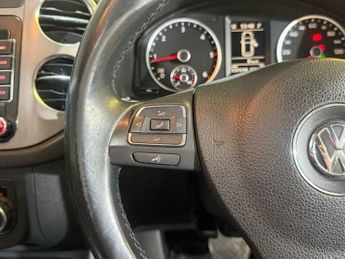 Volkswagen Tiguan 2.0 TDI Match DSG 4WD Euro 5 5dr