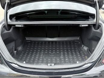 Mercedes C Class C 220 D AMG LINE PREMIUM