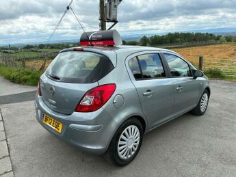 Vauxhall Corsa 1.2 16V Exclusiv Easytronic Euro 5 5dr (A/C)