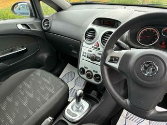 Vauxhall Corsa 1.2 16V Exclusiv Easytronic Euro 5 5dr (A/C)