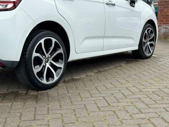 Citroen C3 1.2 PureTech Platinum ETG6 Euro 6 (s/s) 5dr
